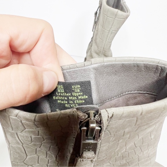 Sam Edelman Reyes Gray Leather Snakeskin Heeled Boots Size 8 Women’s - Picture 3 of 5